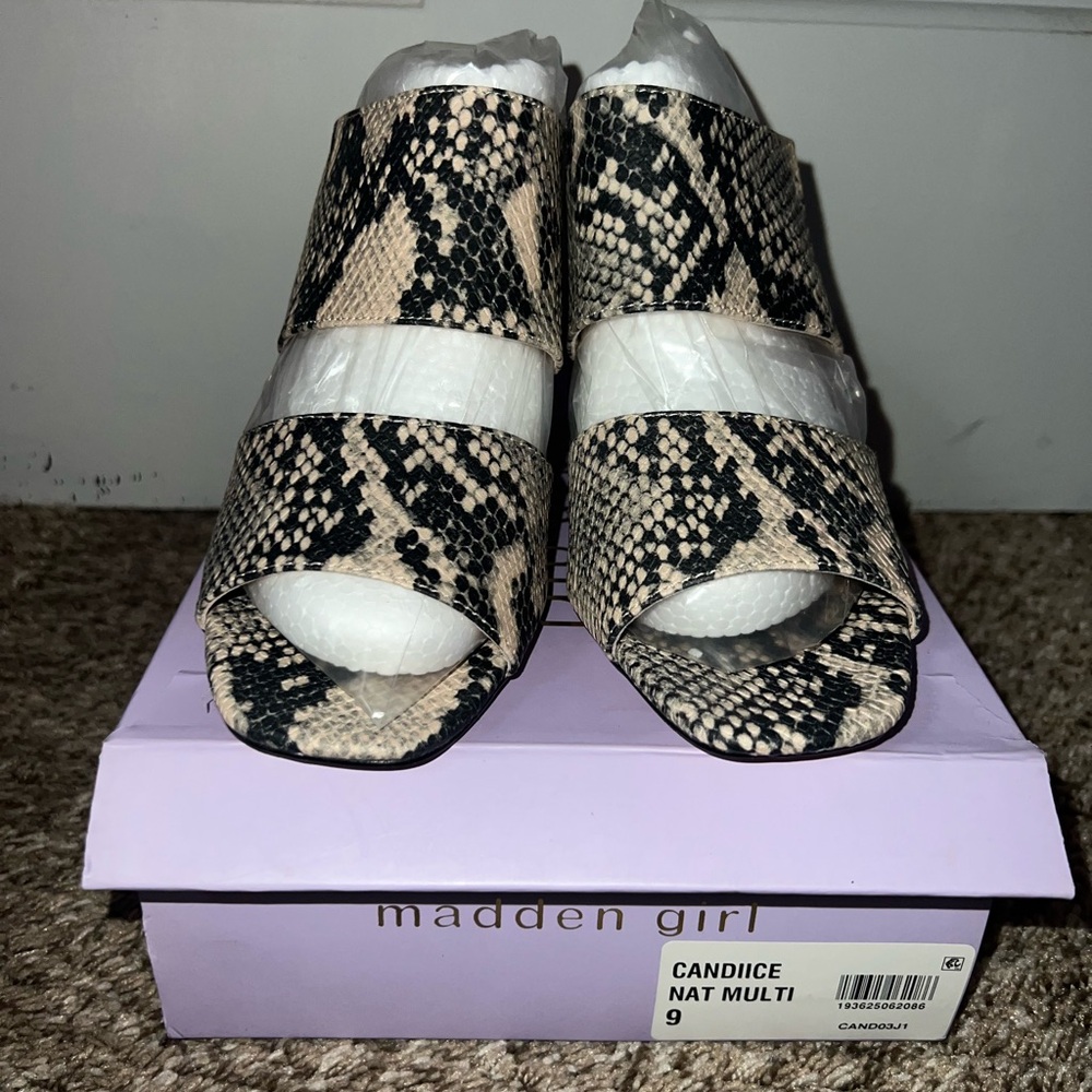 Madden Girl Candiice Block Heel Slip On Sandals - Size 9 - Snakeskin